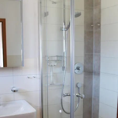 Apartament Gaestehaus Reutemann *