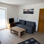 Gaestehaus Reutemann Apartamento *