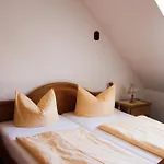 Gaestehaus Reutemann Apartamento *